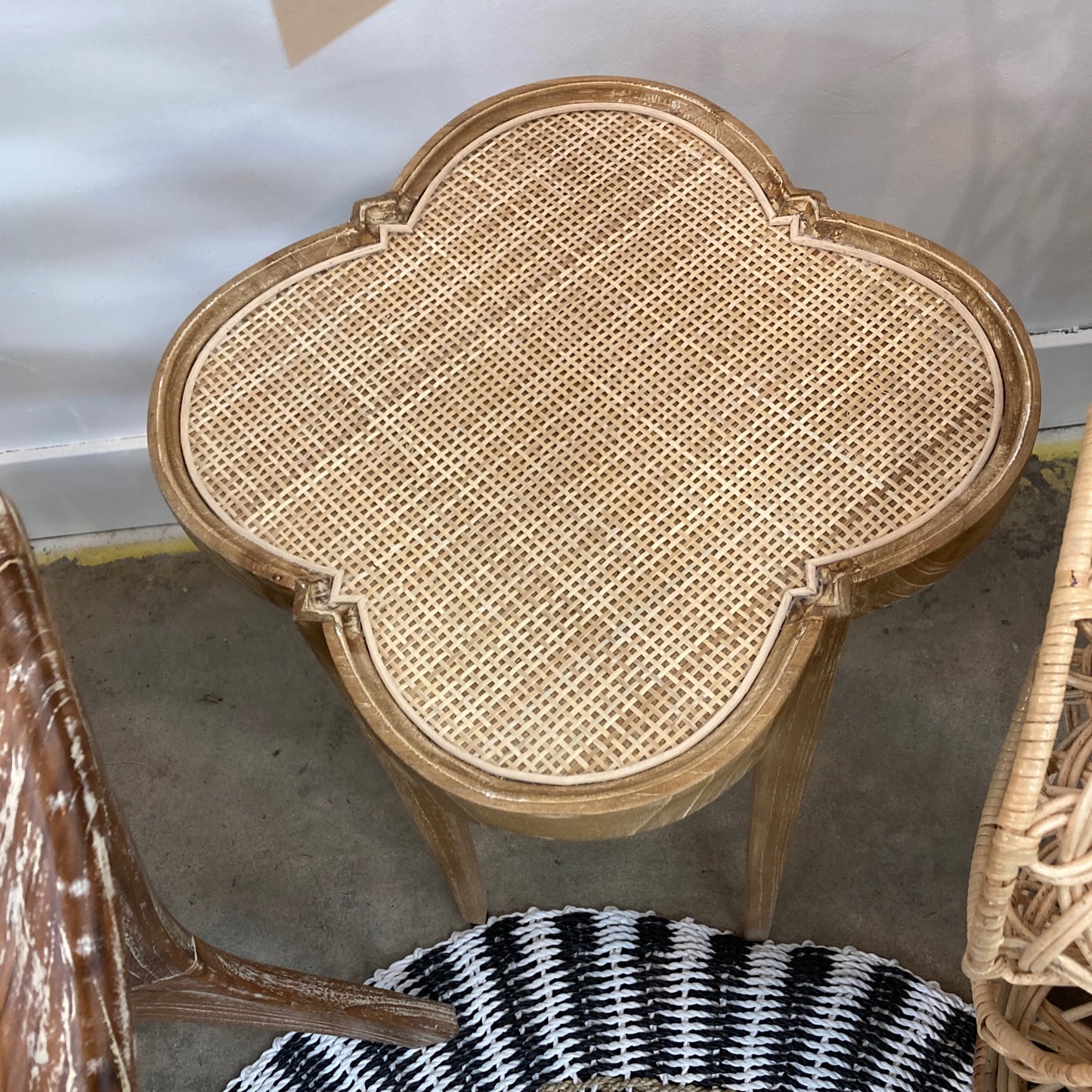 Flower Stlye Side Table