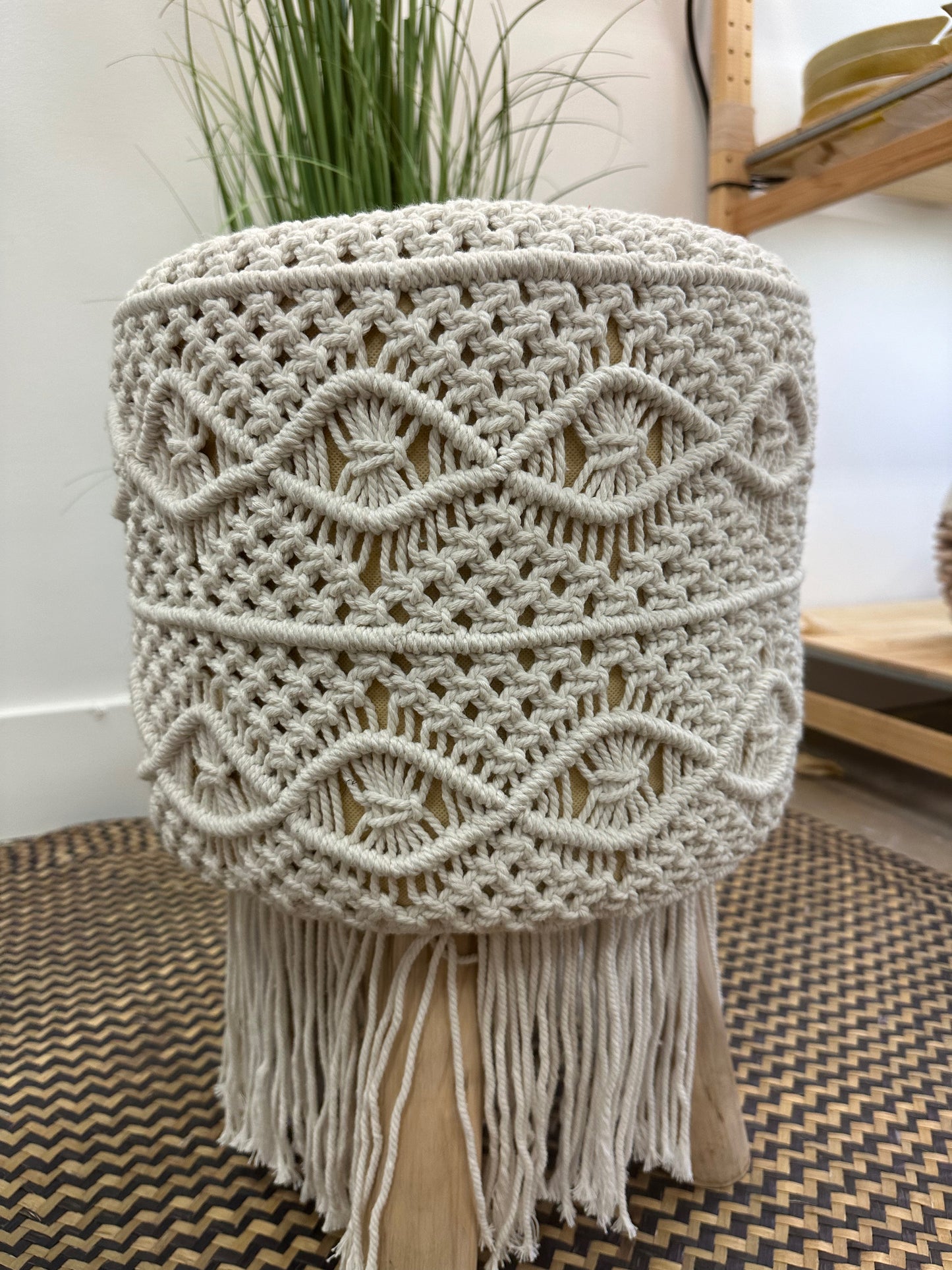 Stool wood, macrame