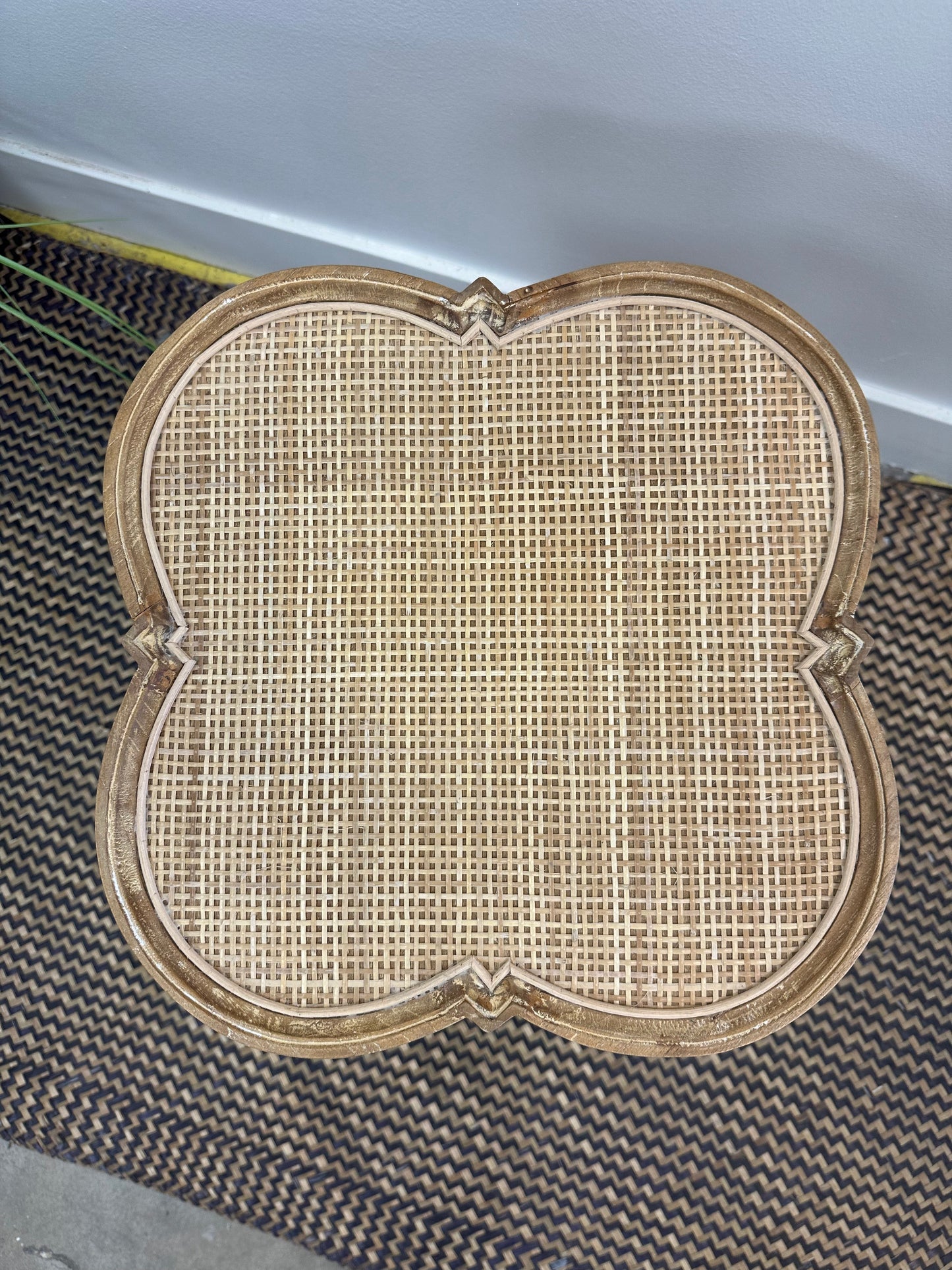 Flower Stlye Side Table