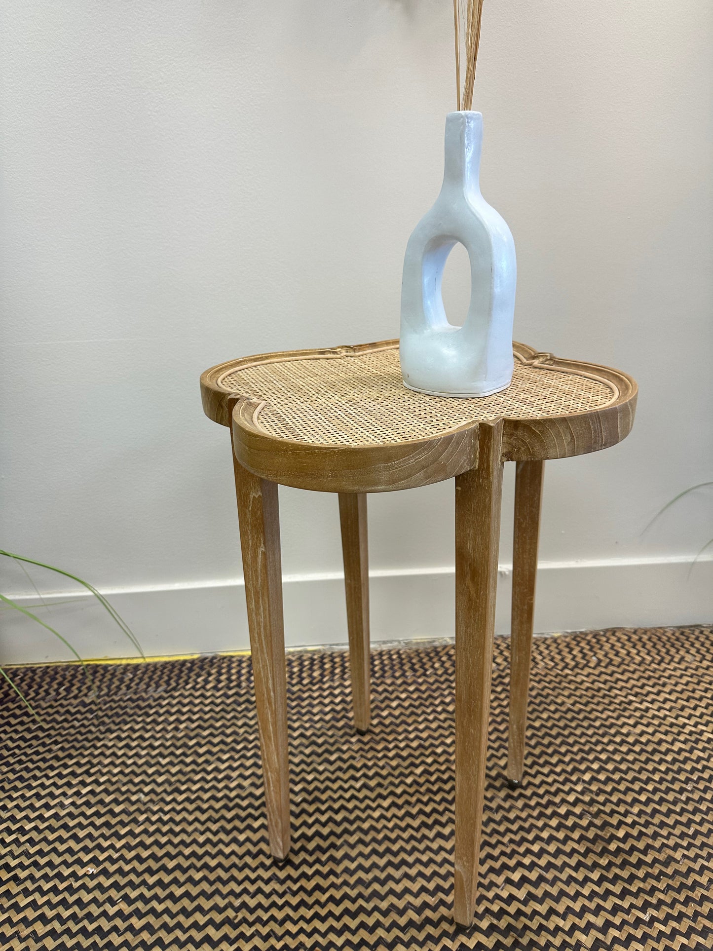 Flower Stlye Side Table