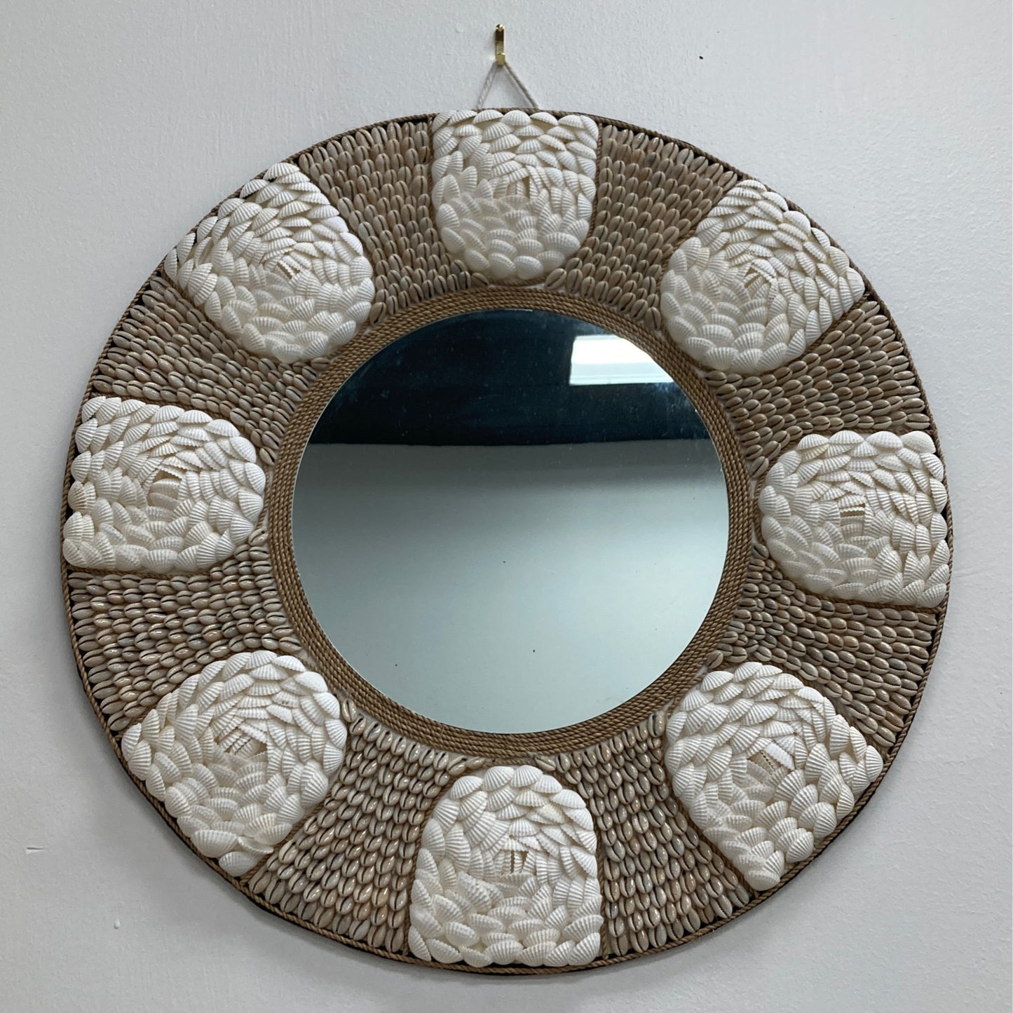Round Shell Mirror
