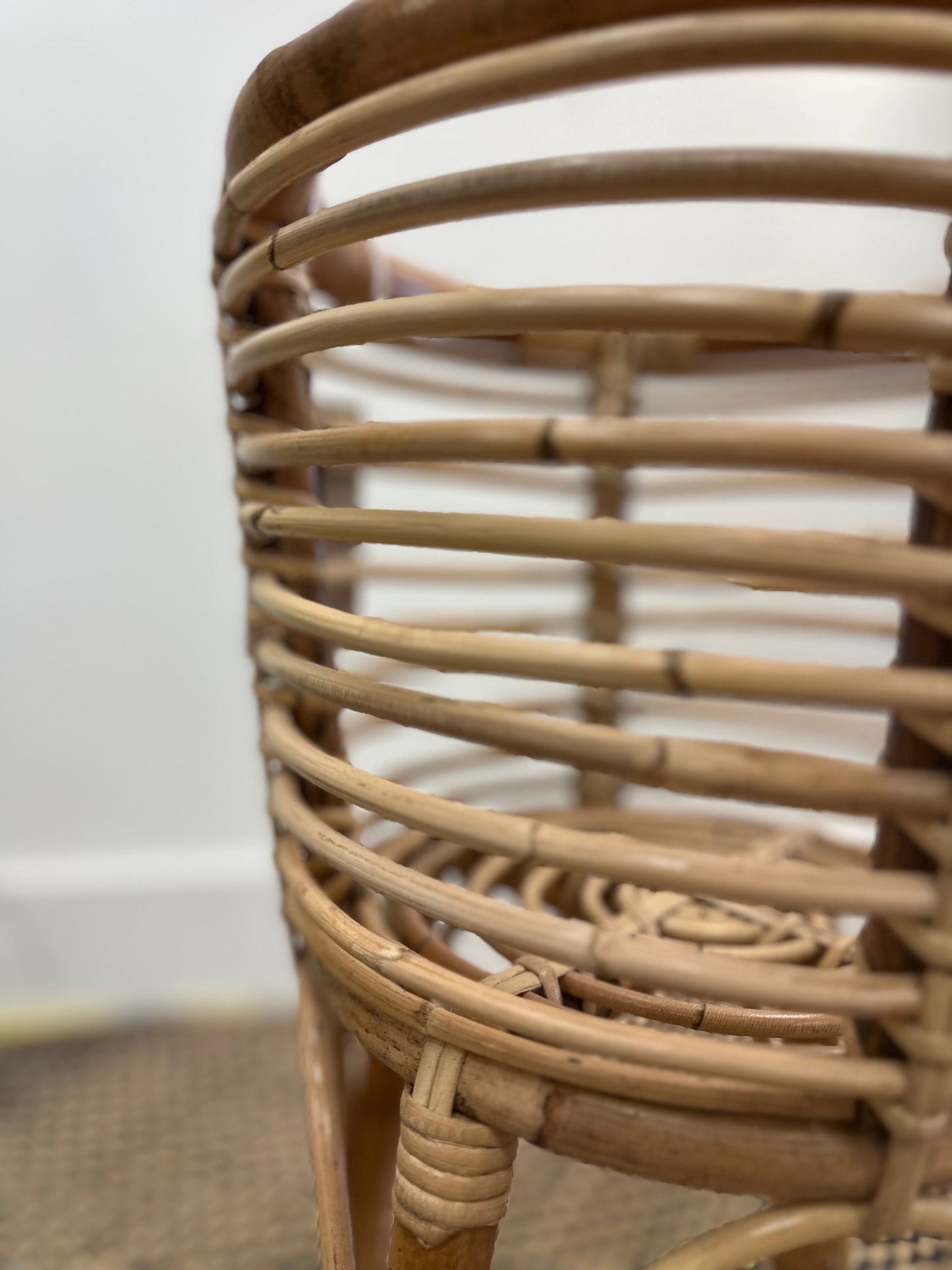 Rattan Standing Pot