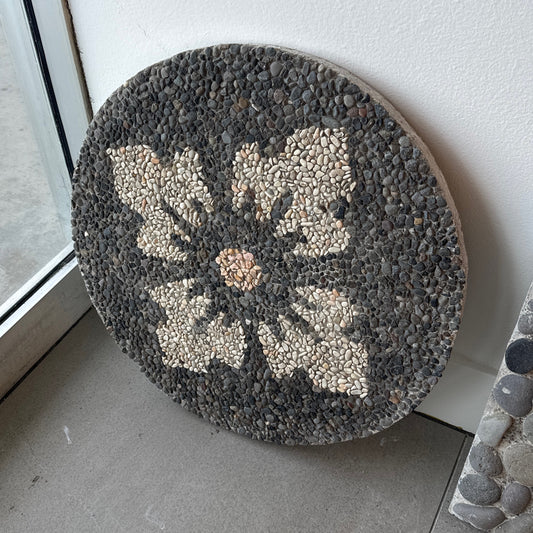 Large Flower Mosaic Round Tile