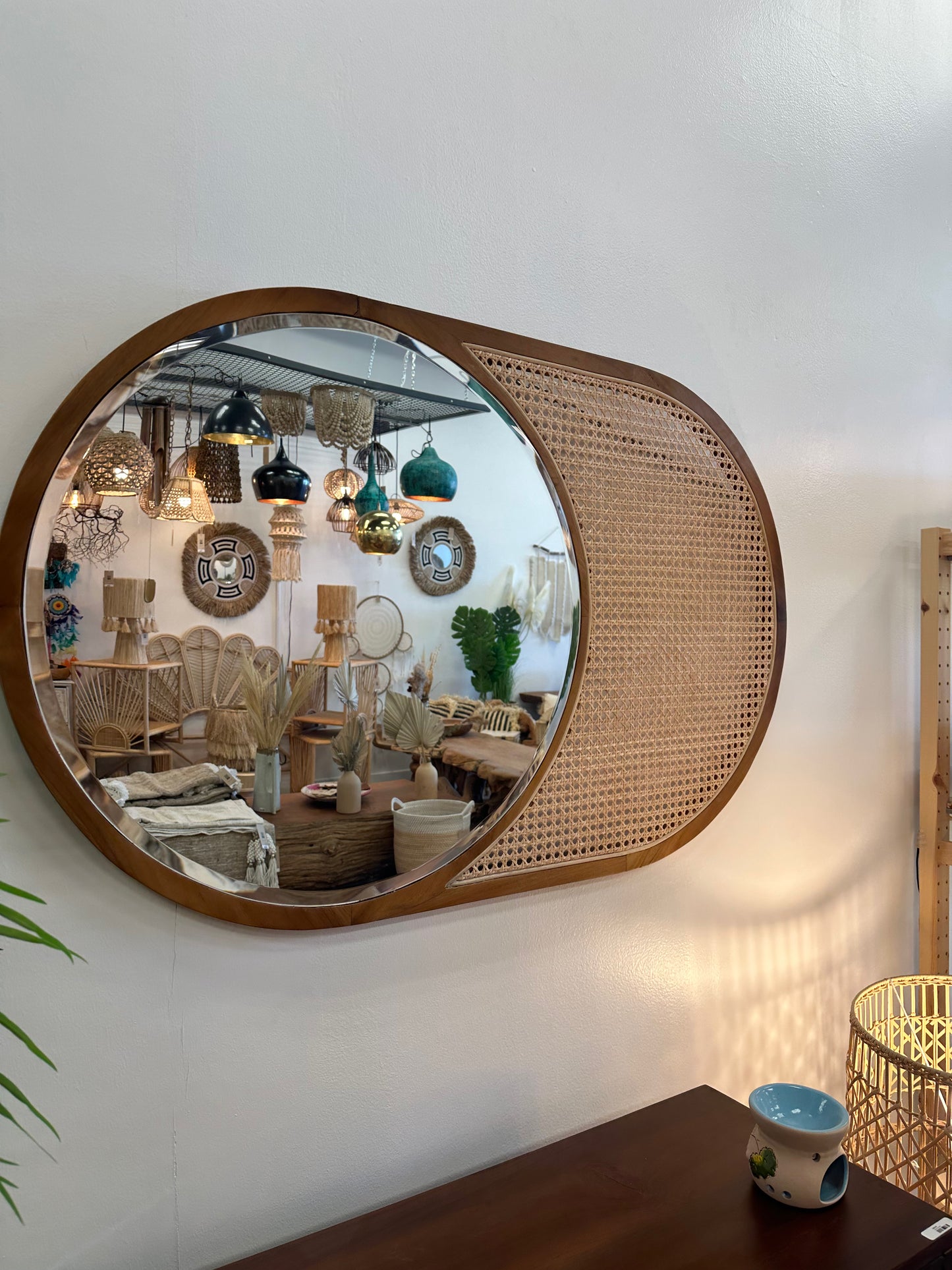 Round Mirror With Net